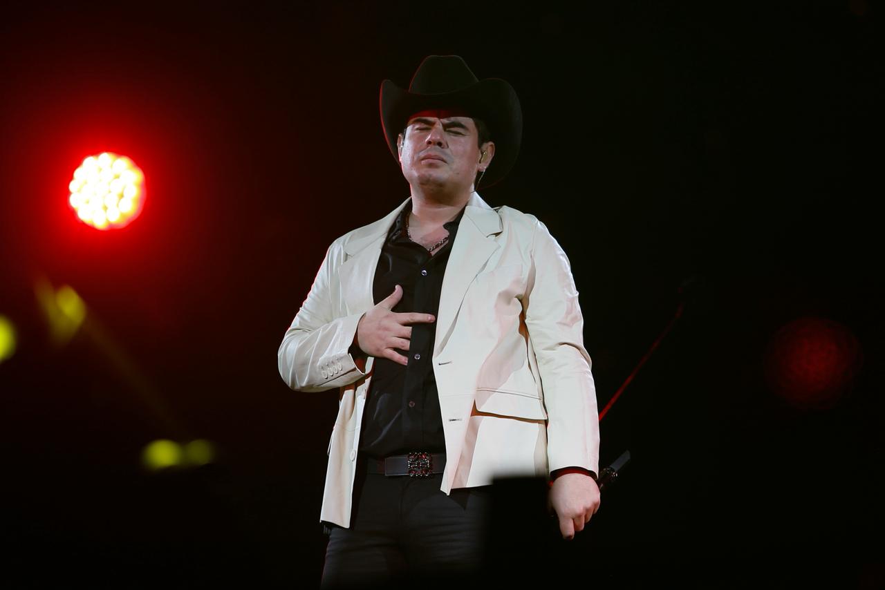 Alfredo Olivas en la México 